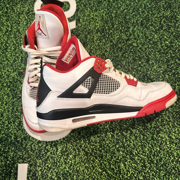 Size 13 - Jordan 4 Retro Fire Red 2012 - Picture 5 of 8